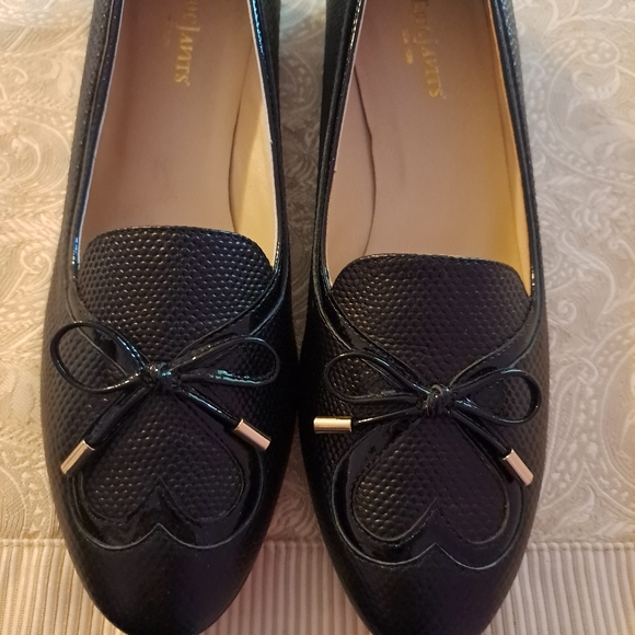 Eric Javits Black Flats 9.5 Narrow - Picture 10 of 16